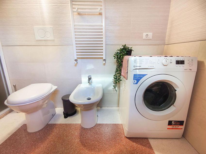 Casa Chiara In Centro Con Corte Privata San Benedetto del Tronto Zewnętrze zdjęcie